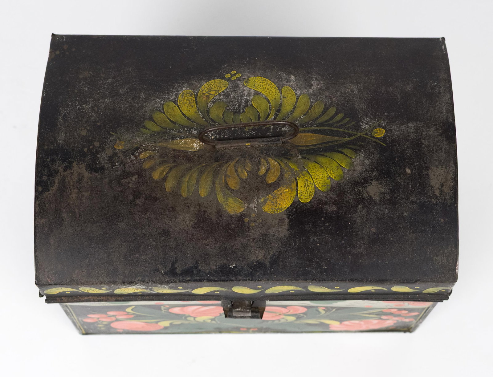 19TH C. PAINTED TIN DOME TOP DOCUMENT BOX. - 3