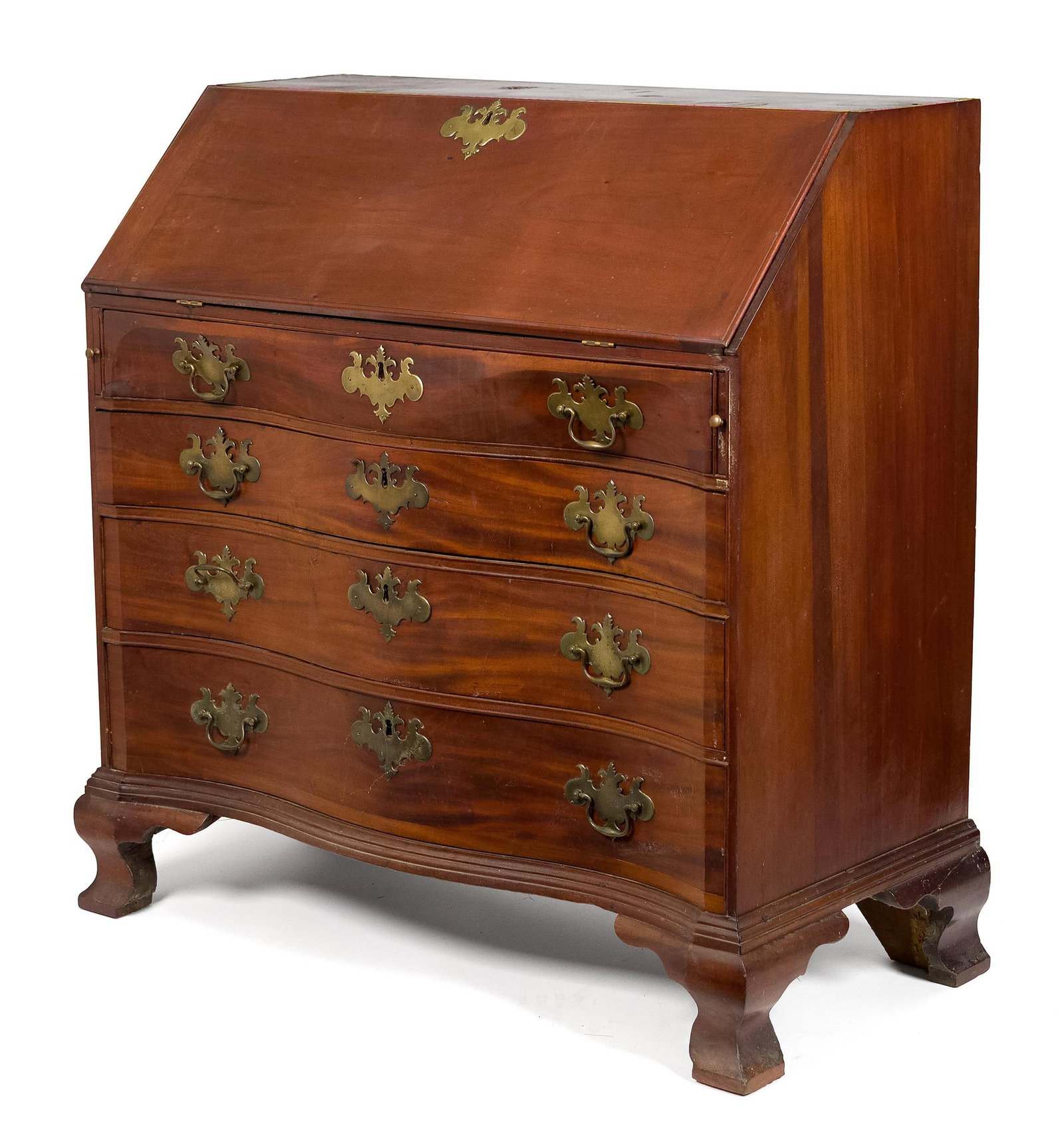 18TH C. MA BLOCKED AND SERPENTINE SLANT LID DESK. (1 of 16)