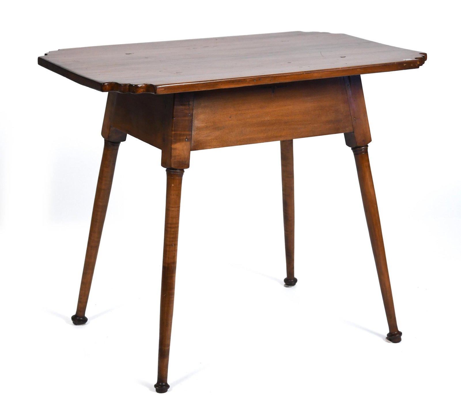 18TH C. QUEEN ANNE NE BUTTON FOOT TAVERN TABLE.: An 18th C. New England Queen Anne tavern table, the shaped pine top with cut corners over a curly maple base, raised on splayed turned legs ending in button feet, with traces of old green paint