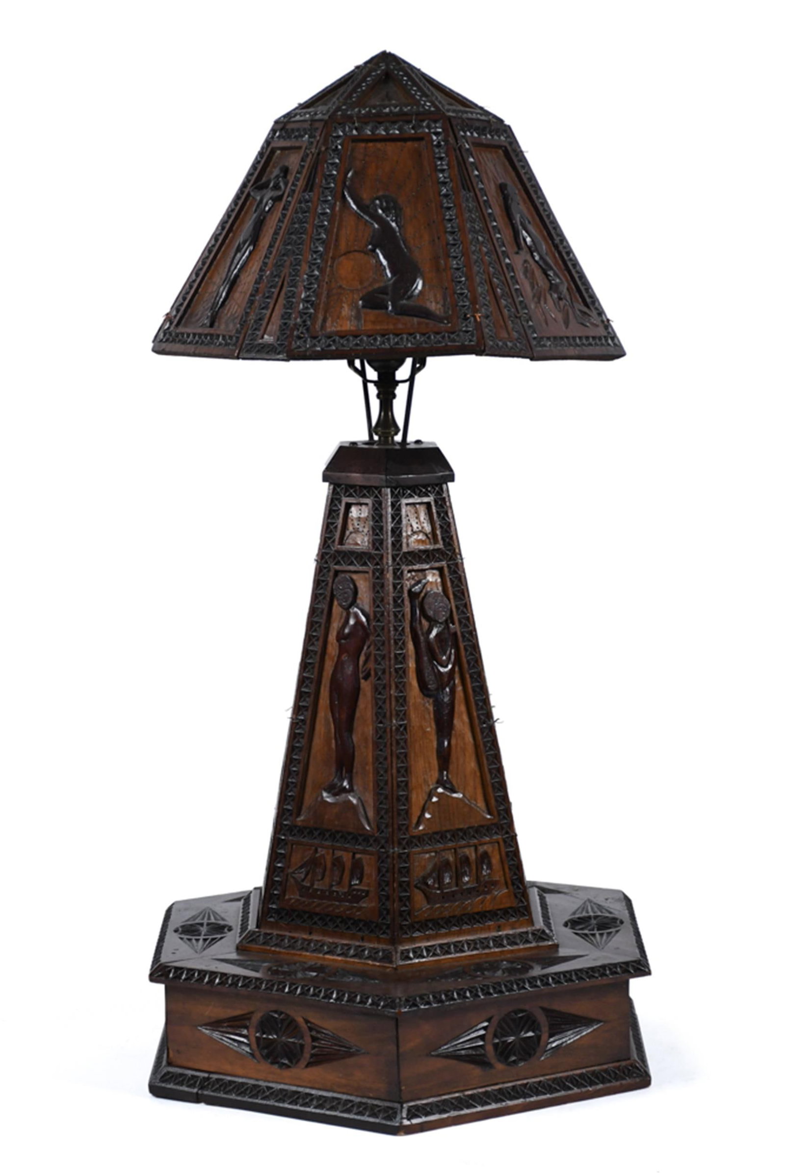 ART DECO CARVED FOLK ART LAMP. (1 of 1)