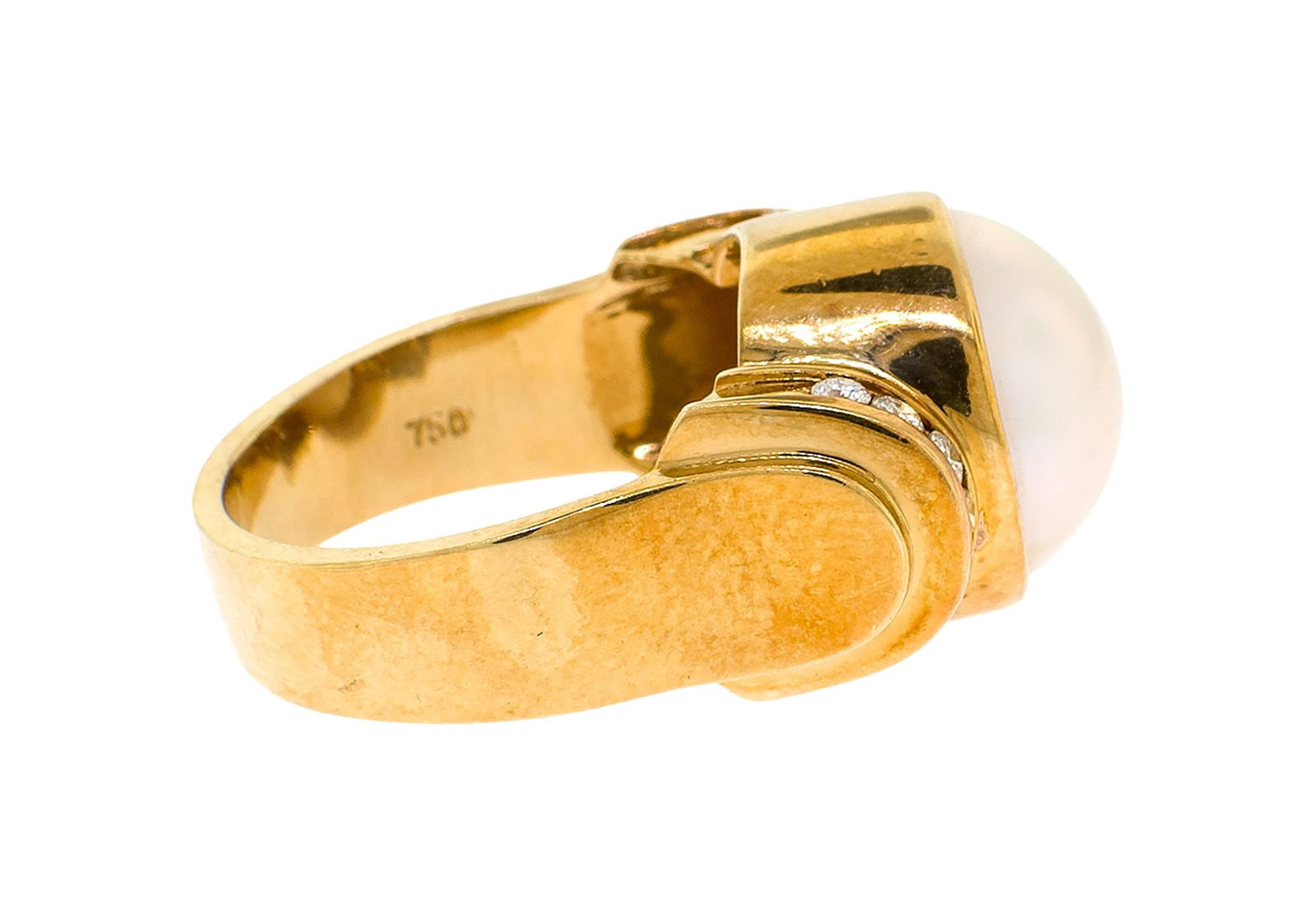 LAGOS 18K GOLD MABE PEARL & DIAMOND RING. - 11