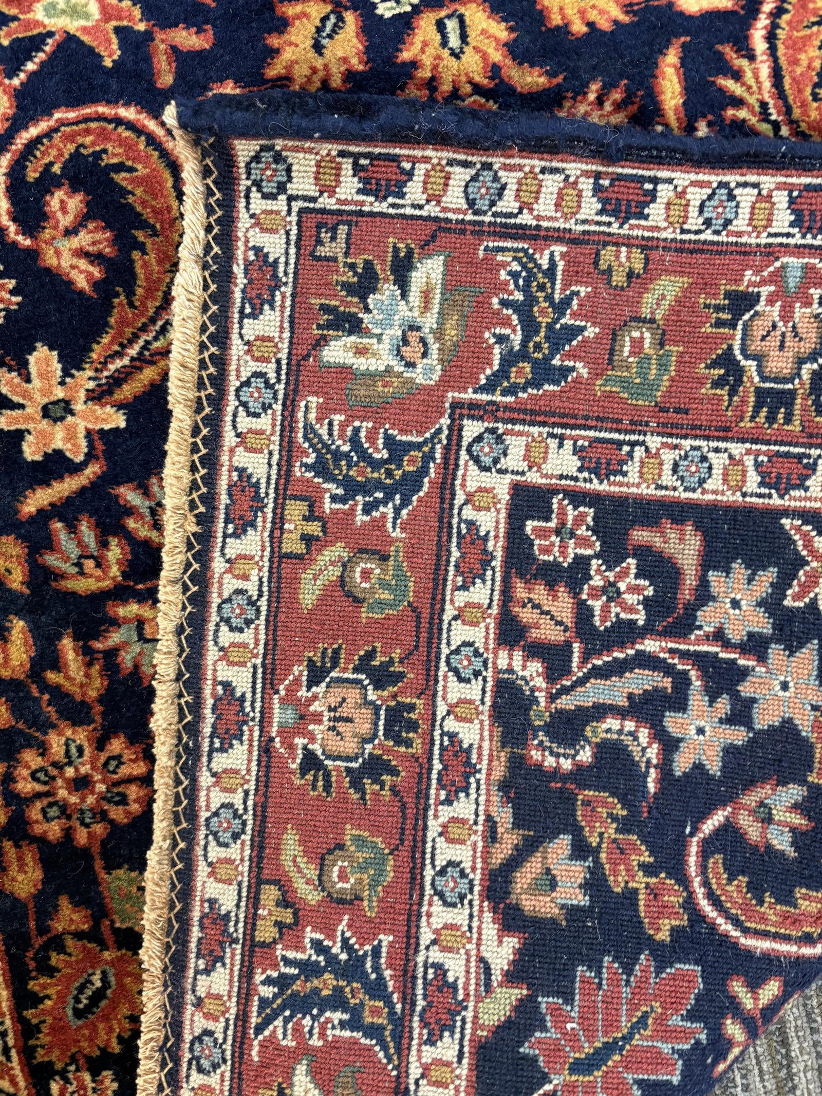 VINTAGE ORIENTAL SAROUK RUNNER. - 4