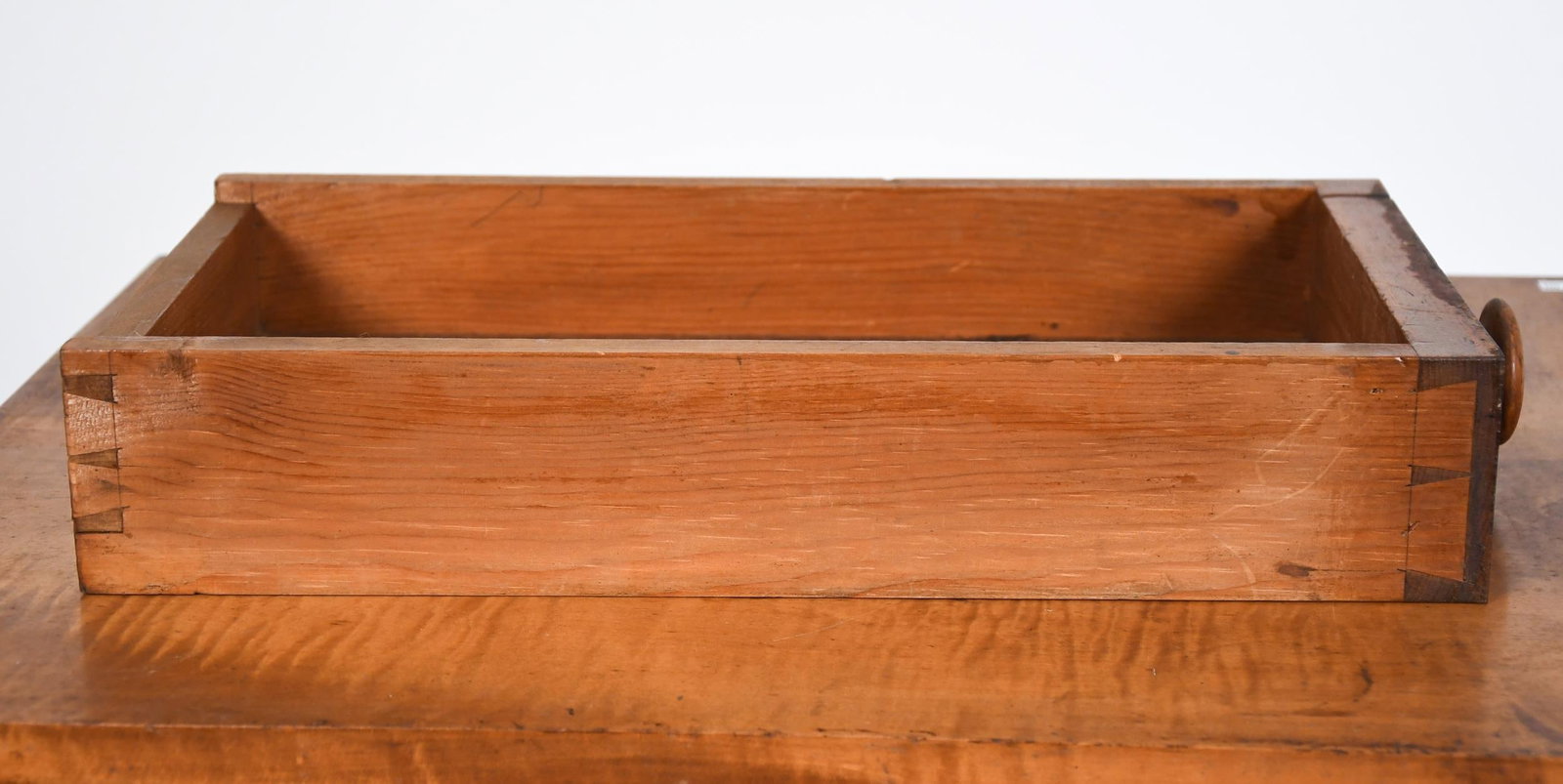19TH C. AMERICAN TIGER MAPLE WORK STAND. - 9