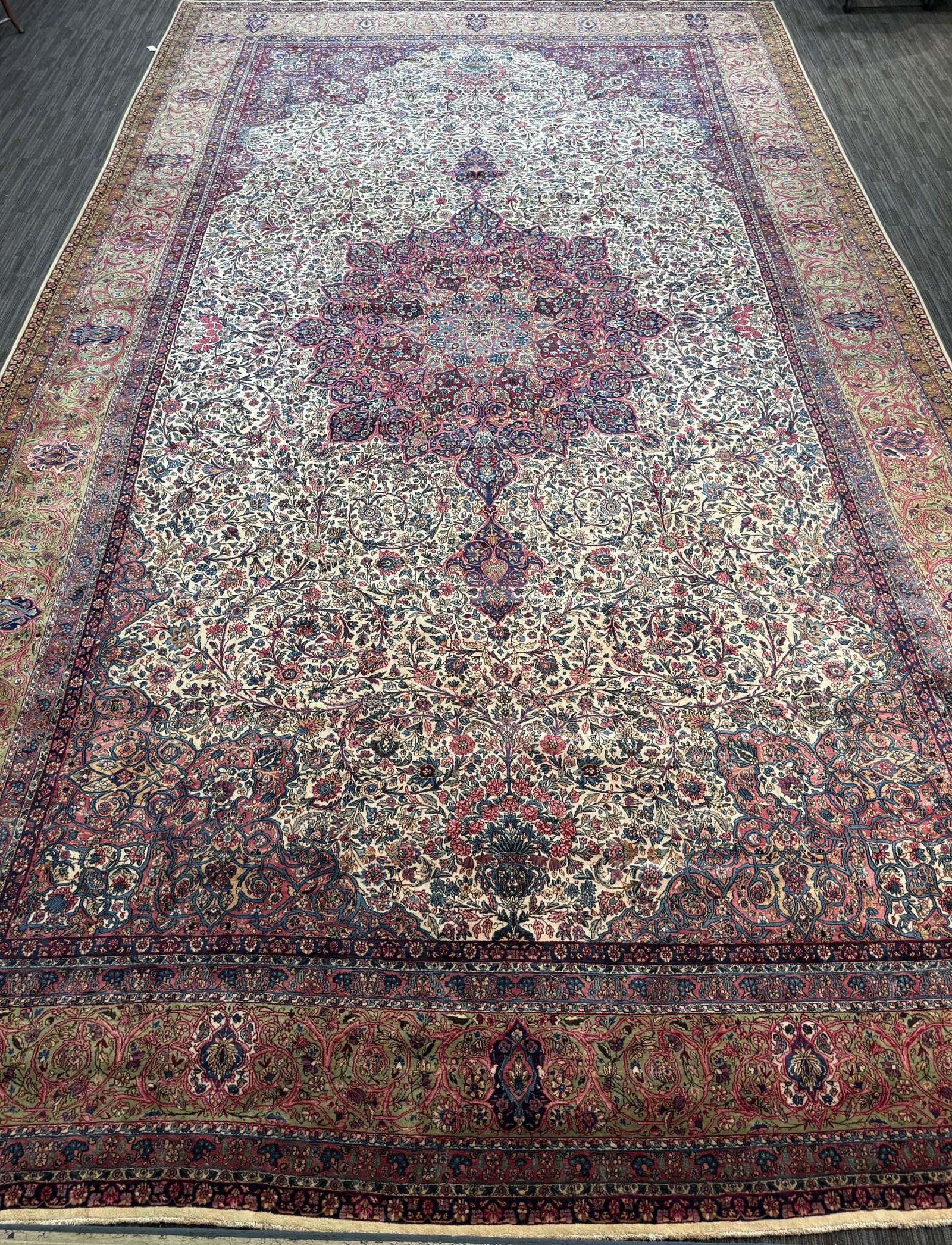 ANTIQUE ORIENTAL PALACE SIZE RUG. (1 of 1)