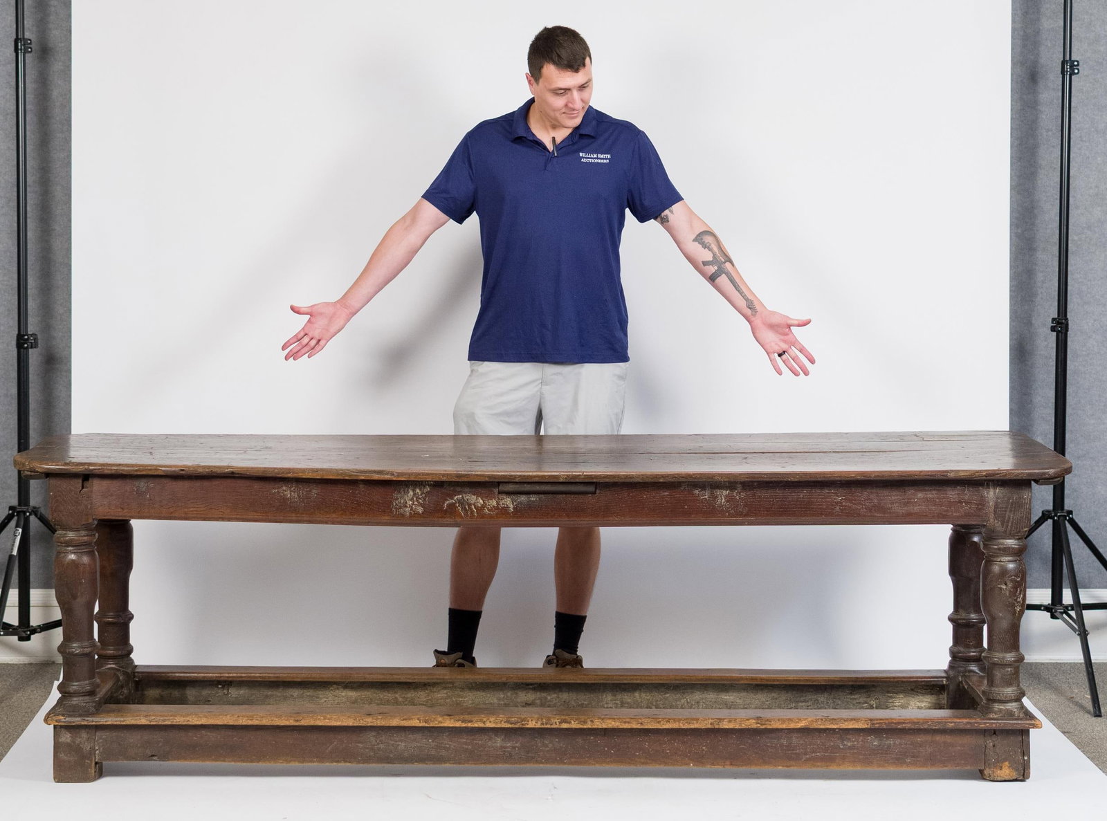 17TH C. JACOBEAN REFECTORY TABLE. - 7