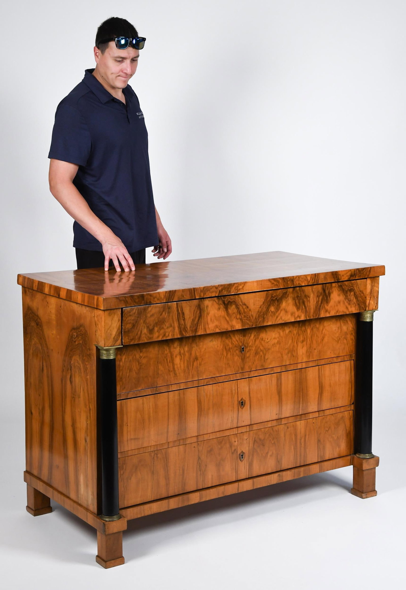 19TH C. BIEDERMEIER COMMODE. - 3