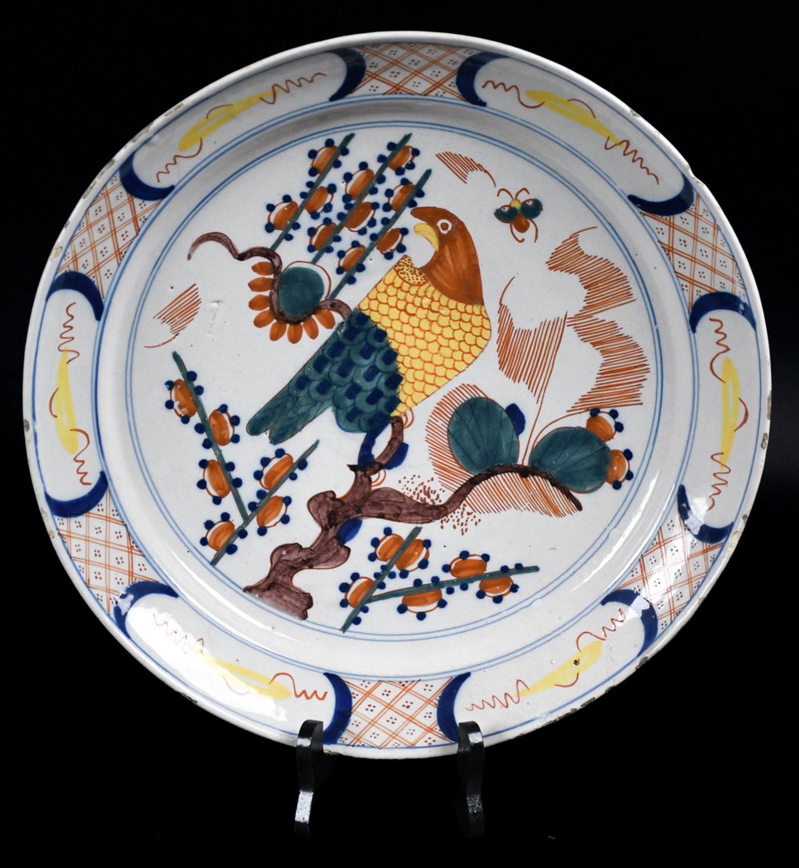 18TH C. DUTCH DELFT CHARGER, PARROT. (1 of 9)