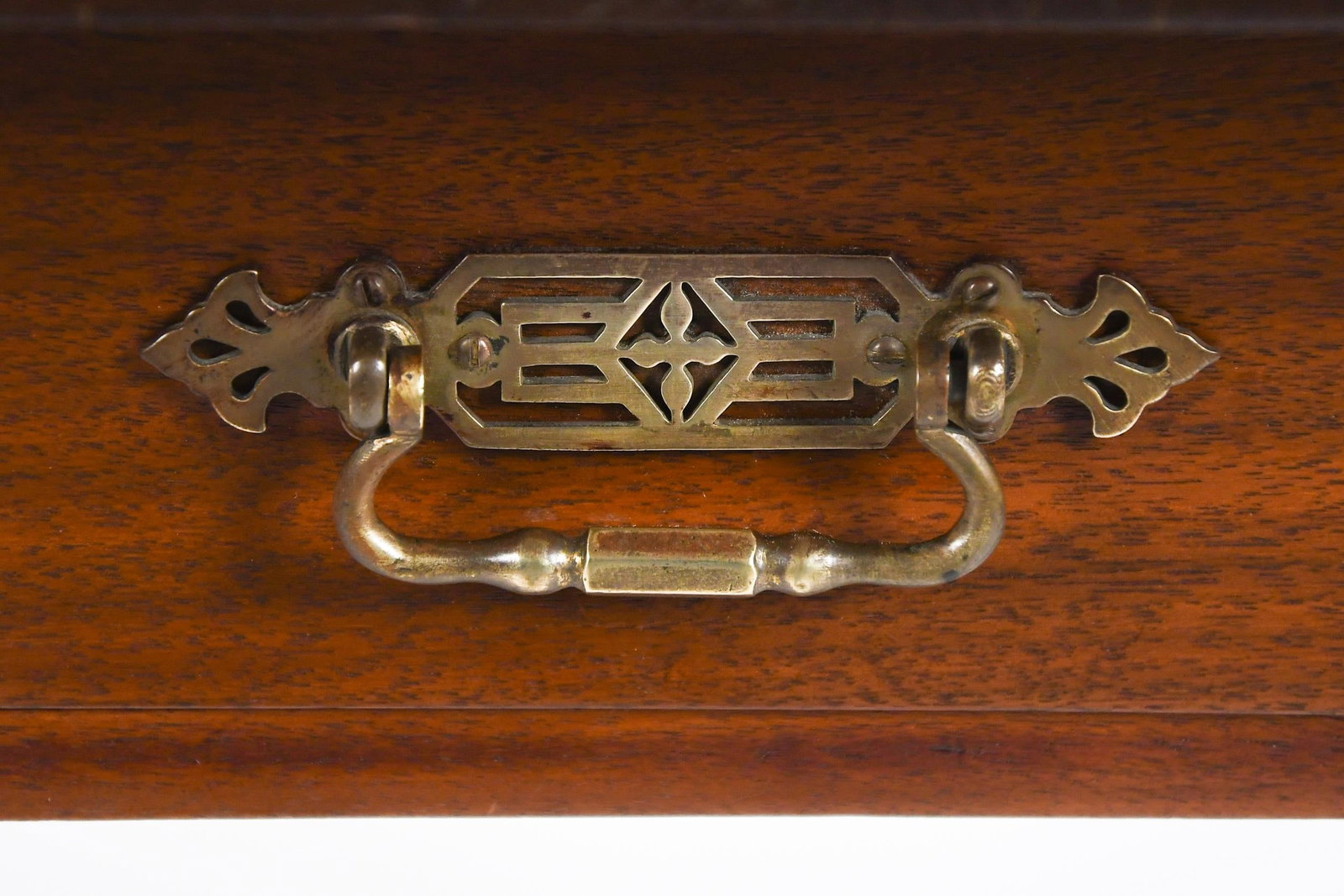 19TH C. INLAID WALNUT LAMP TABLE. - 2