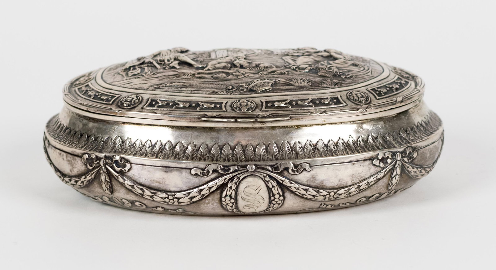 ANTIQUE CONTINENTAL SILVER BOX. - 4