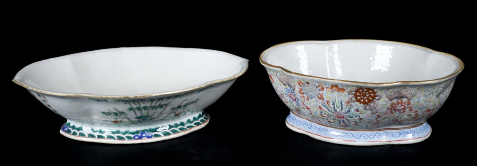 TWO 19TH C. CHINESE PORCELAIN FOOTED BOWLS. (1 of 11)