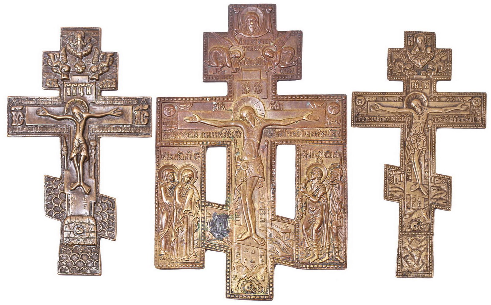 Three brass crucifix. - Russia, 19th century. Size: (1 of 2)