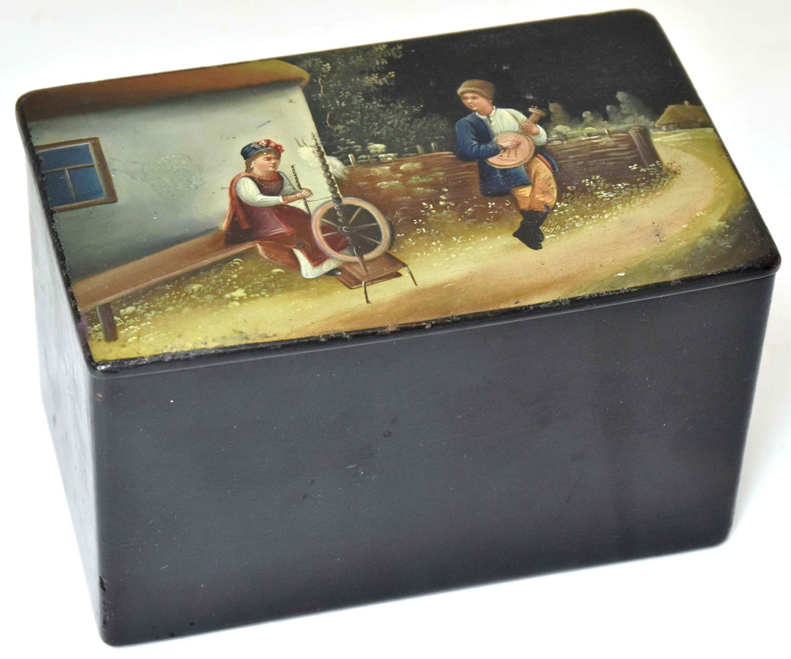 [Russian]. Russian lacquer box with the genre scene. - Russia, Vishnyakov's manufacture (?), 19th (1 of 2)