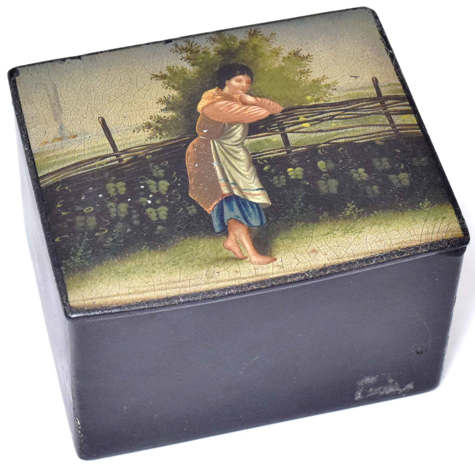 [Russian]. Russian lacquer box with the genre scene. - Russia, Lukutin's manufacture, 19-20th (1 of 2)