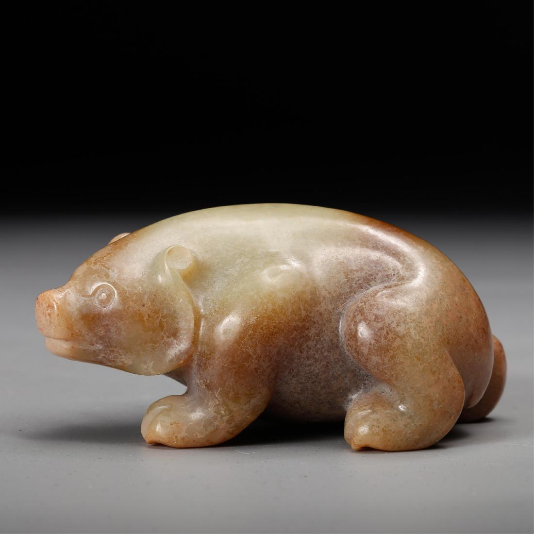 CHINESE ARCHAIC JADE BEAR (1 of 6)