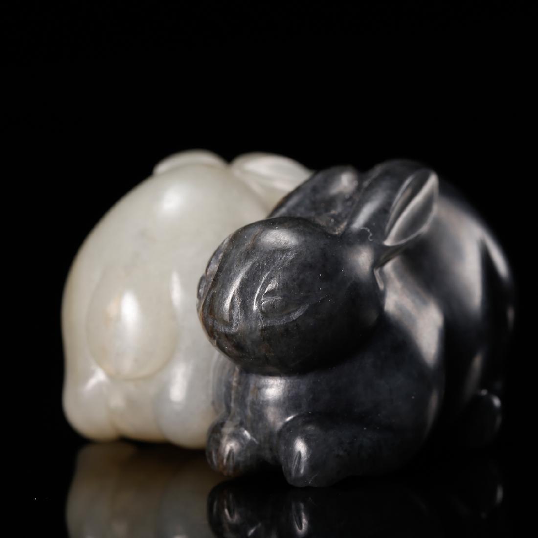CHINESE GREY AND WHITE JADE CARVED RABBIT (1 of 6)