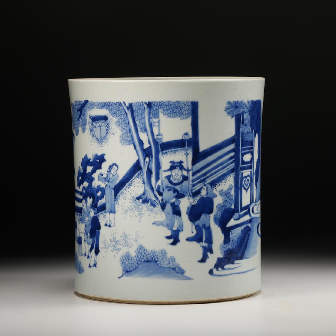 CHINESE BLUE WHITE FIGURINE PORCELAIN BRUSH POT (1 of 11)