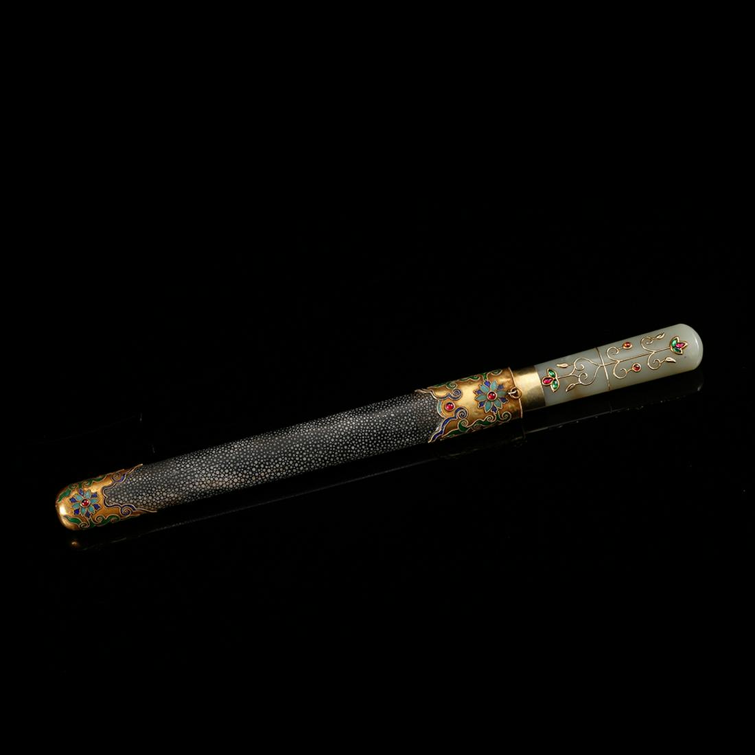 CHINESE DAGGER WITH MUGHAL STYLE JADE HANDLE (1 of 14)