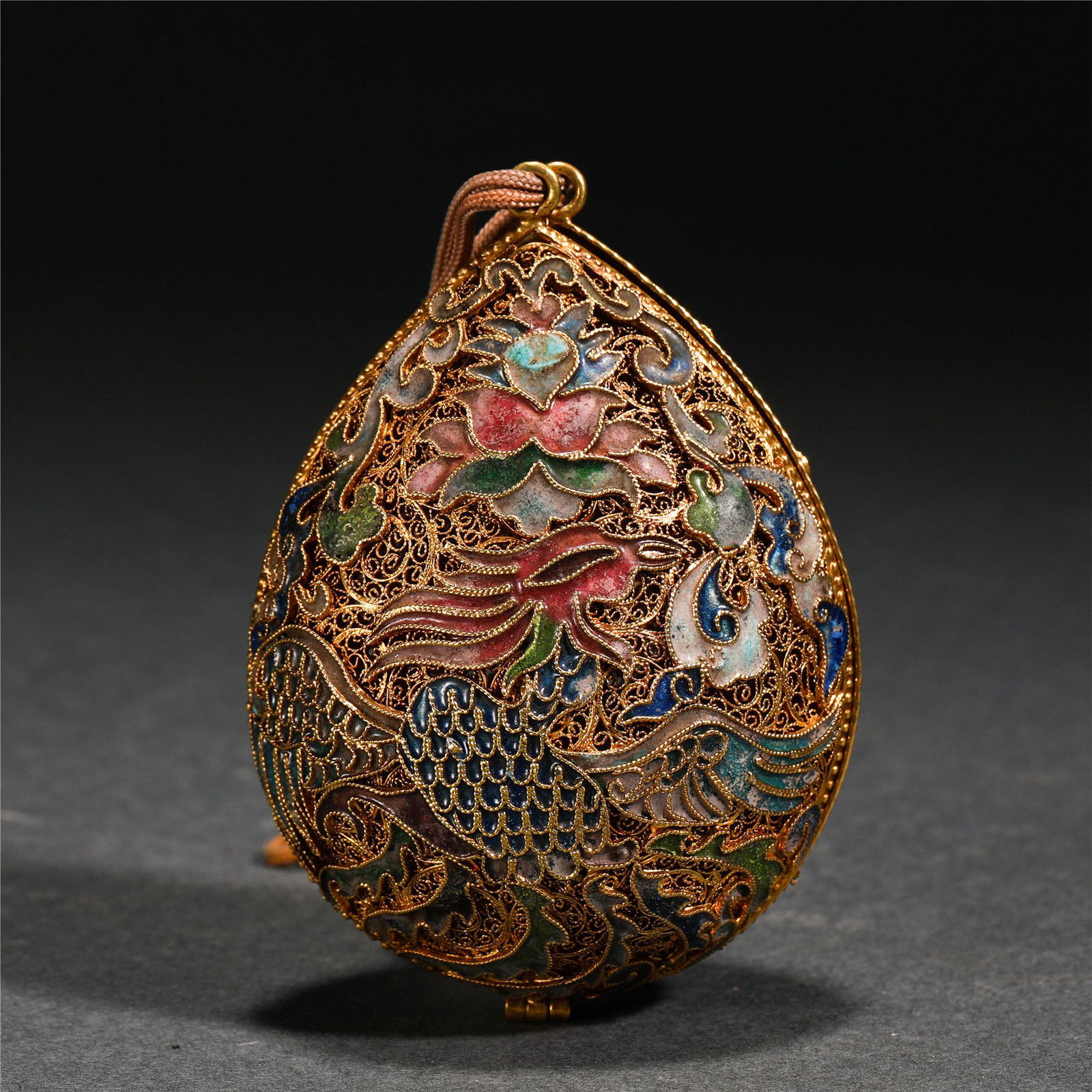 Chinese Gilt Silver Box With Phoenix Patterns (1 of 8)