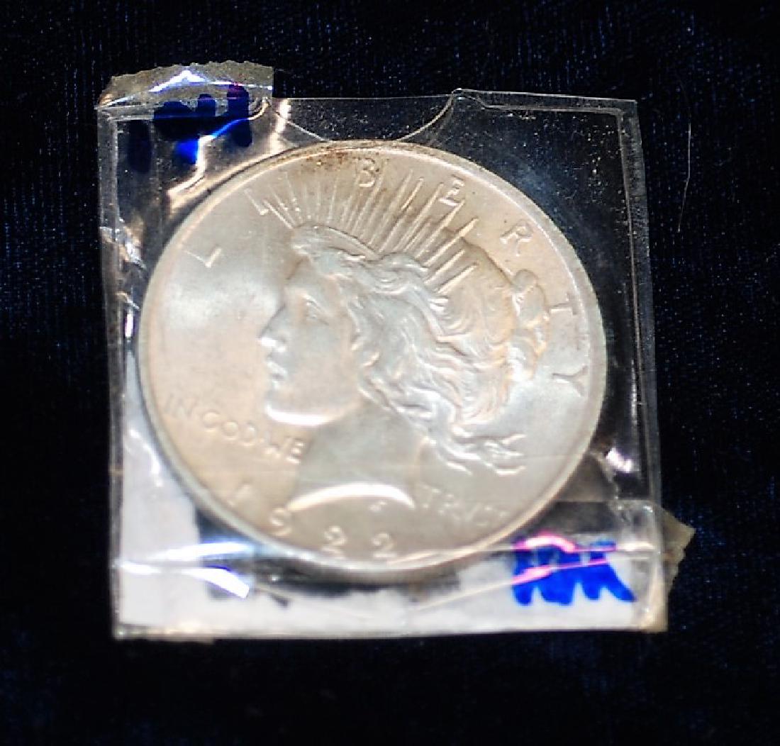 1922 US Silver Peace Dollar (1 of 2)