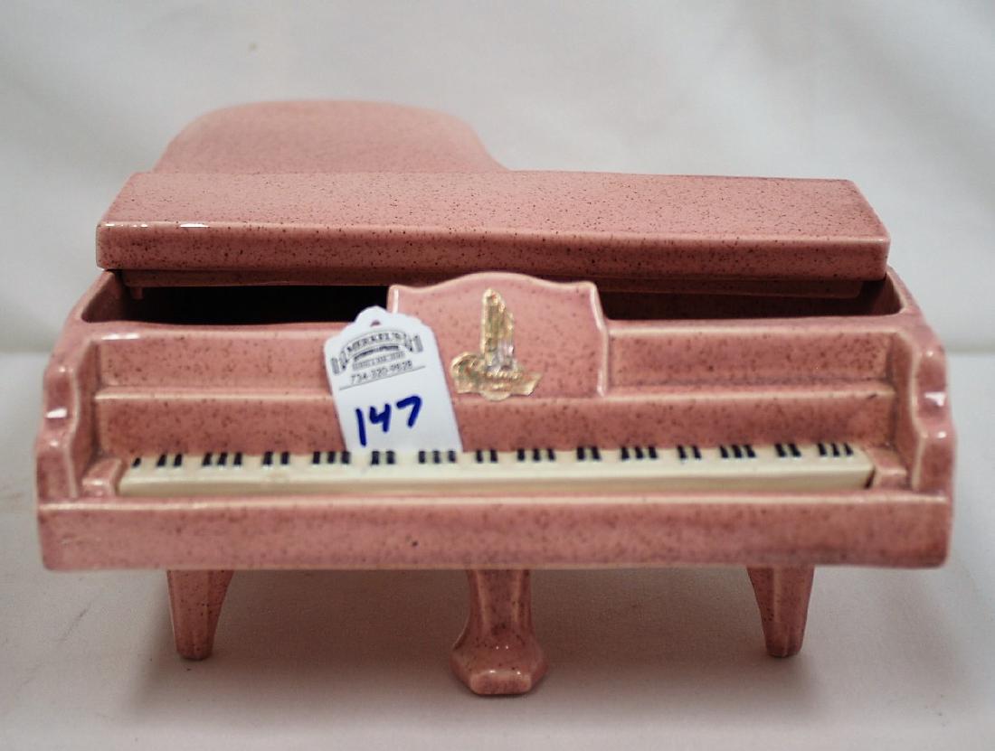 Red Wing Art Pottery M-1525 Pink Piano Planter w/ tag (1 of 5)