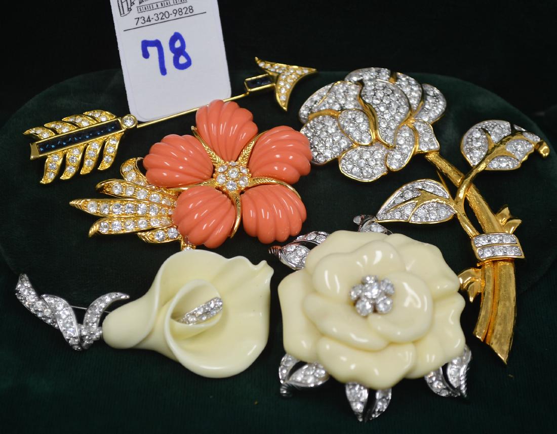 Lot of 5 Pin Broaches (1 of 4)