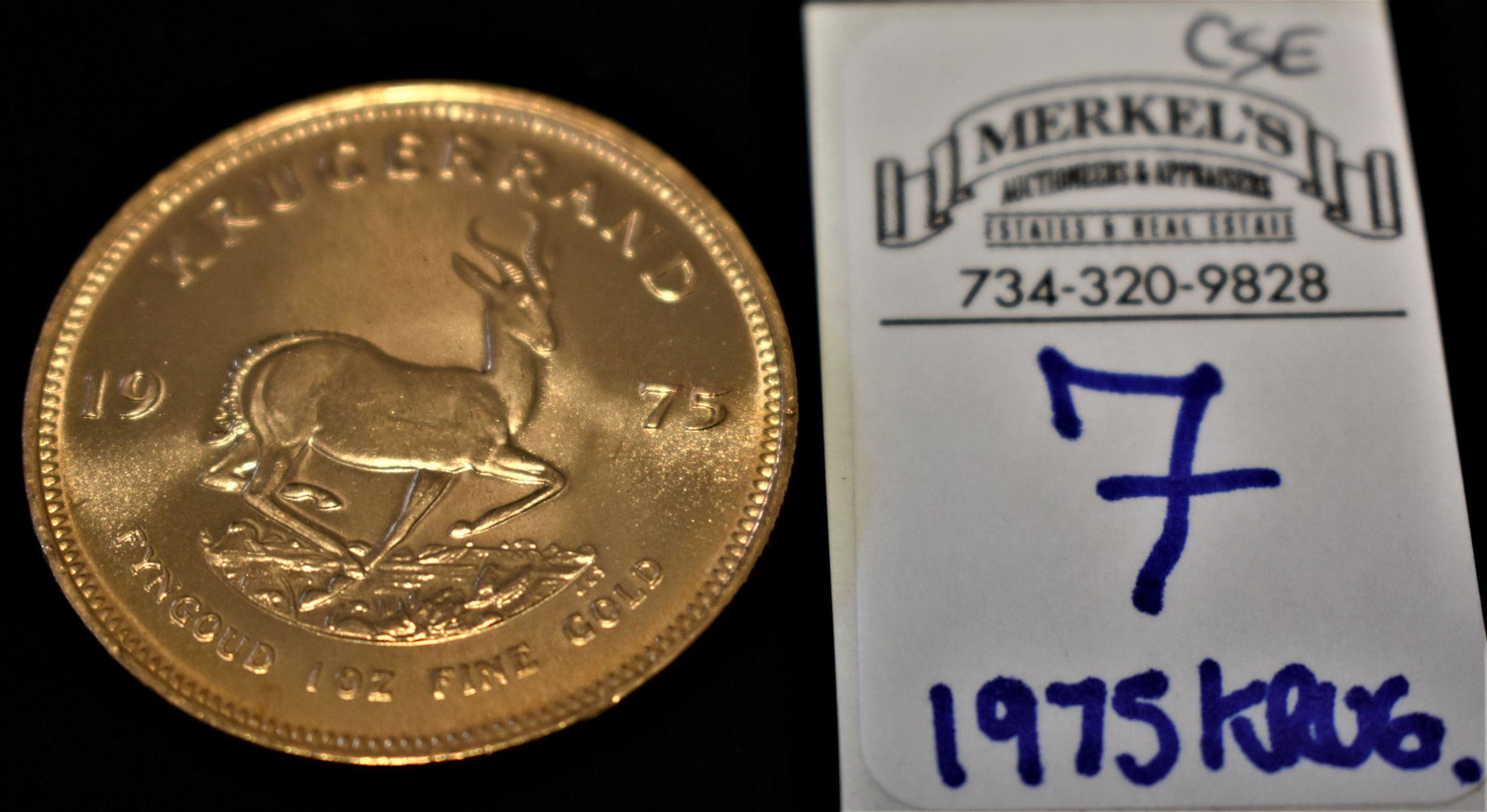 1975 1oz Krugerrand Gold Coin BU.: 1975 1oz Krugerrand Gold Coin BU. Please see Photos for details of this coin. Photos of each coin lot are of the exact coin you shall receive if you are the winning bidder. Each Coin Individually Phot