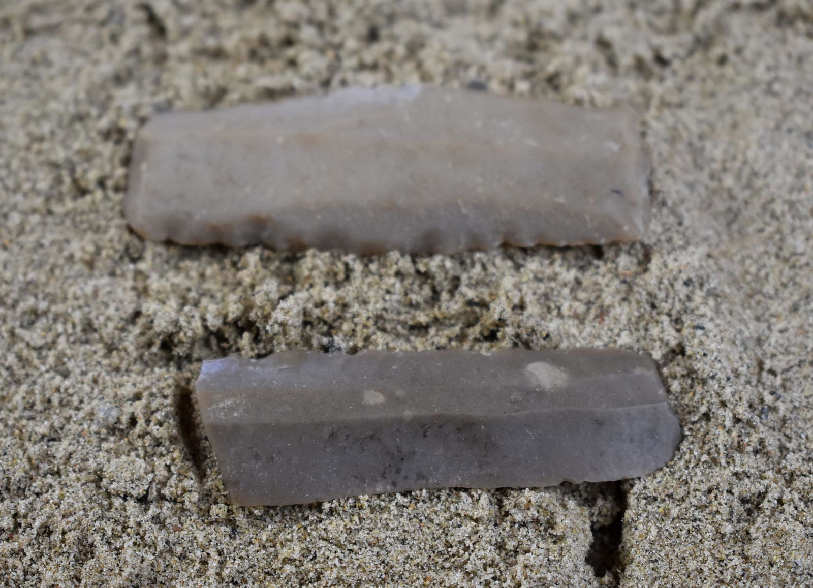 2 Pre-Neolithic Palestinian Small Scrapers (1 of 7)