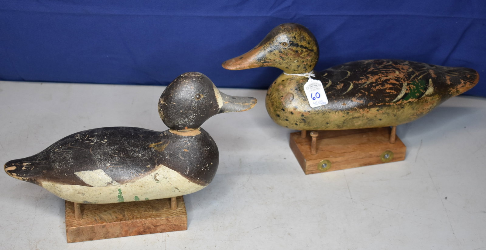 Lot of 2 Mason Decoys Made in Detroit, MI: Lot of 2 Mason Decoys Made in Detroit, MI. See attached photos as evidence of details, display stand not included.