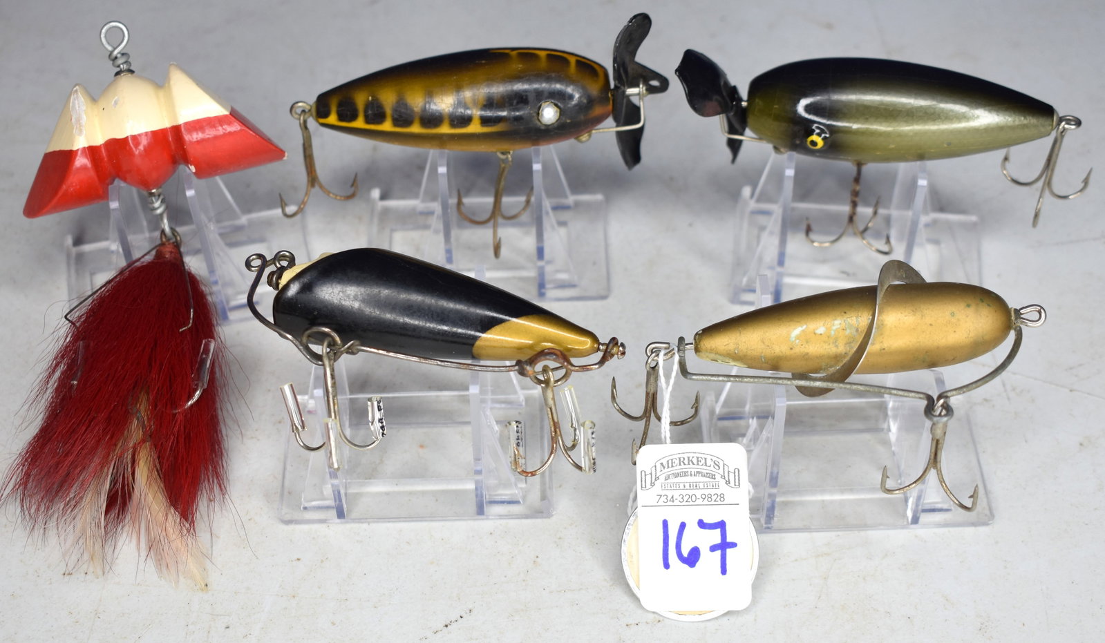 Lot of 5 Various Vintage Fishing Lures: Lot of 5 Various Vintage Fishing Lures. See attached photos