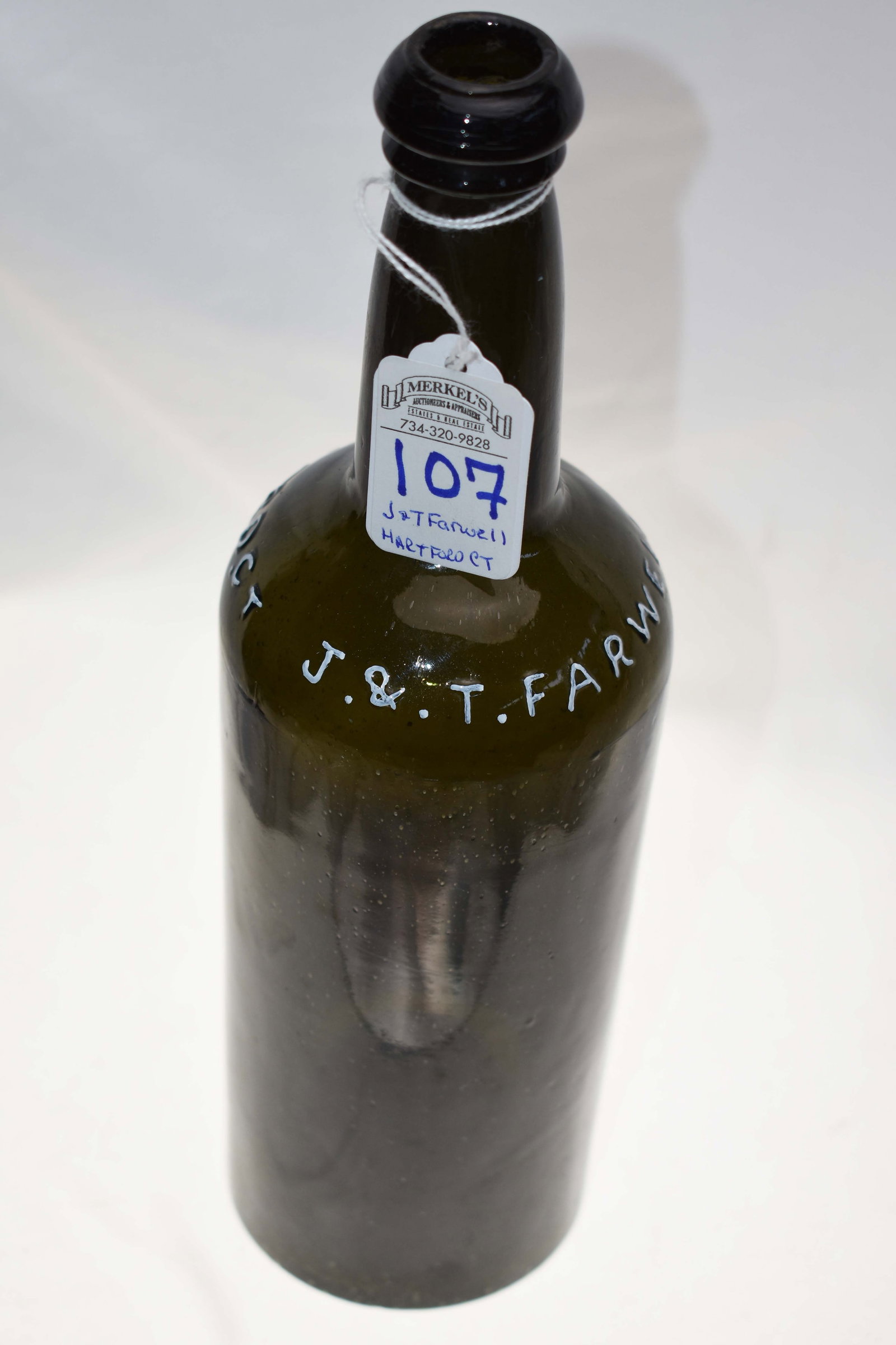 J & T Farwell Hartford Ct. Early Ale Style Bottle (1 of 6)
