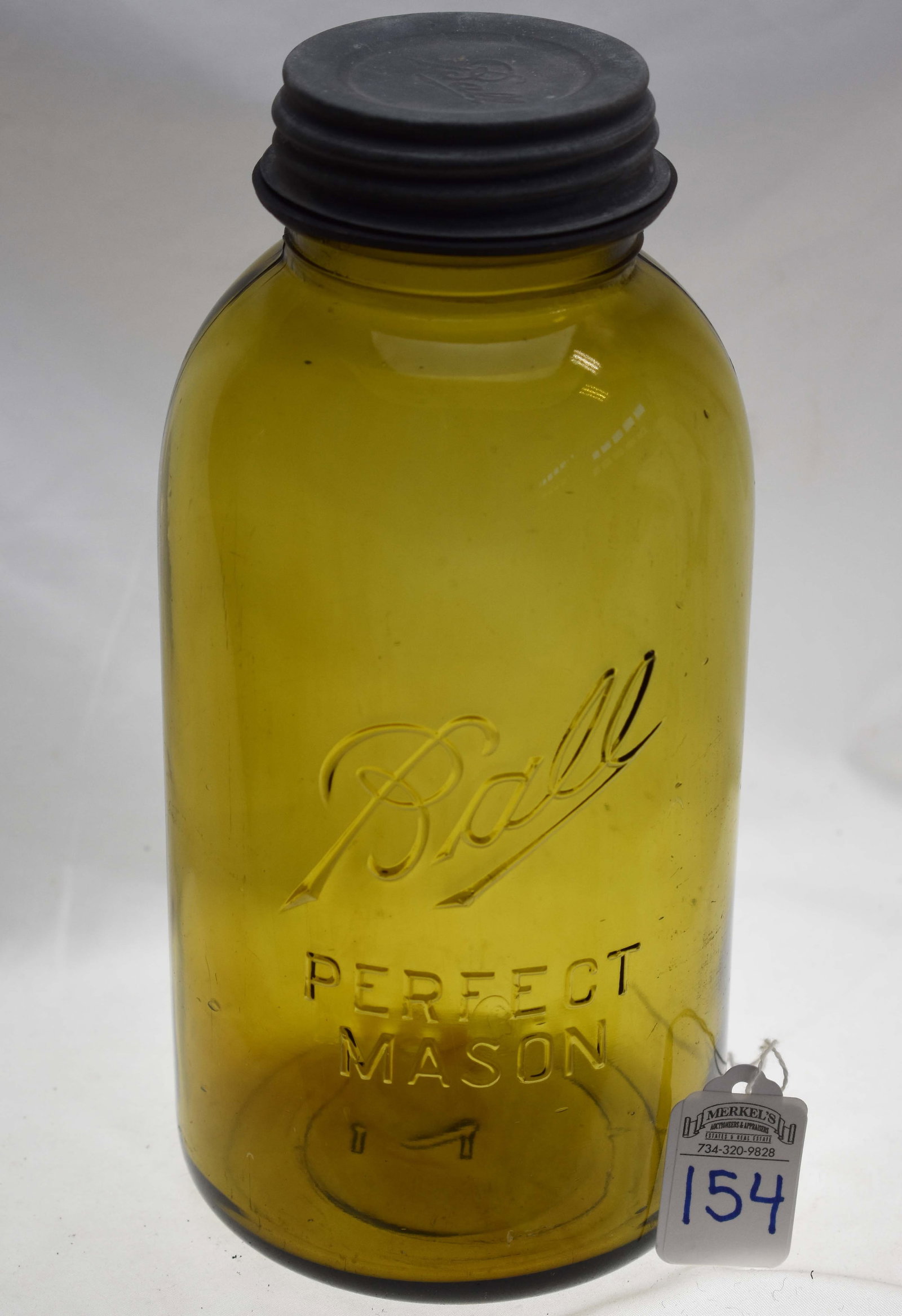 Olive with Amber Tone Ball Perfect Mason Half Gallon Fruit Jar (1 of 5)