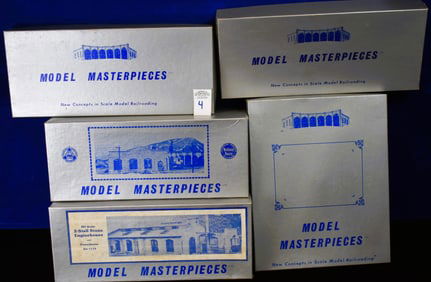 Model Masterpieces HO Scale - 1: 2-Stall Stone Engine house and 1: Como Roundhouse