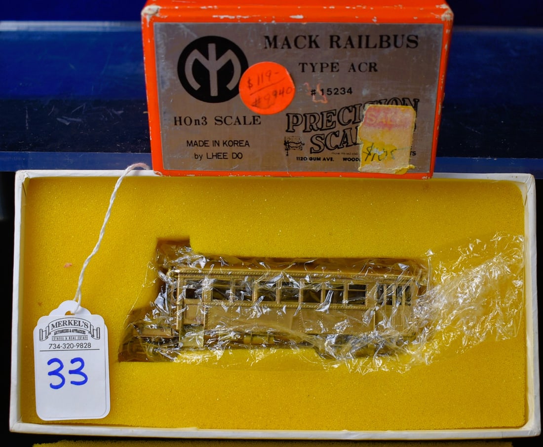 Iron Horse Museum Quality Models - Mack Railbus Type ACR (1 of 2)