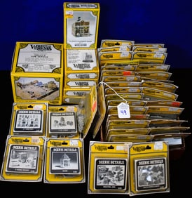 Woodland Scenics - 44 Pieces - Various models