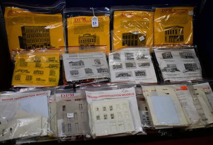 Design Preservation Models  - 16 Pieces - All HO Scale