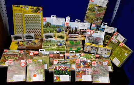Various Model Manufacturers - 31 Pieces