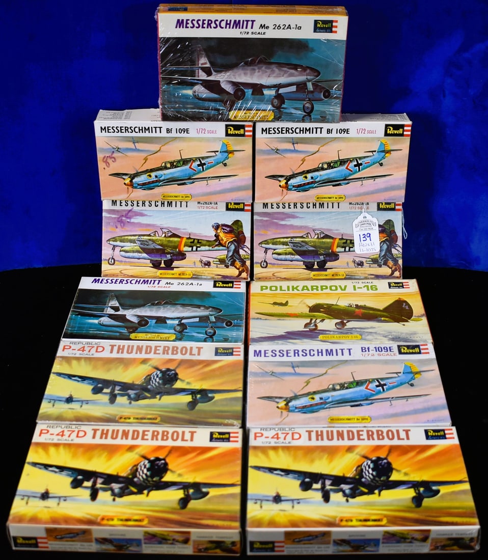 Lot of 11 Revell - Model Airplanes - Various Scales (1 of 4)