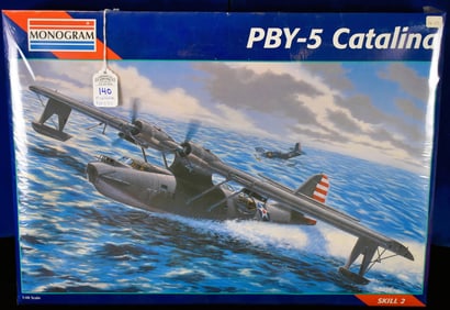 Monogram - PBY-5 Catalina Model Airplane - Skill 2