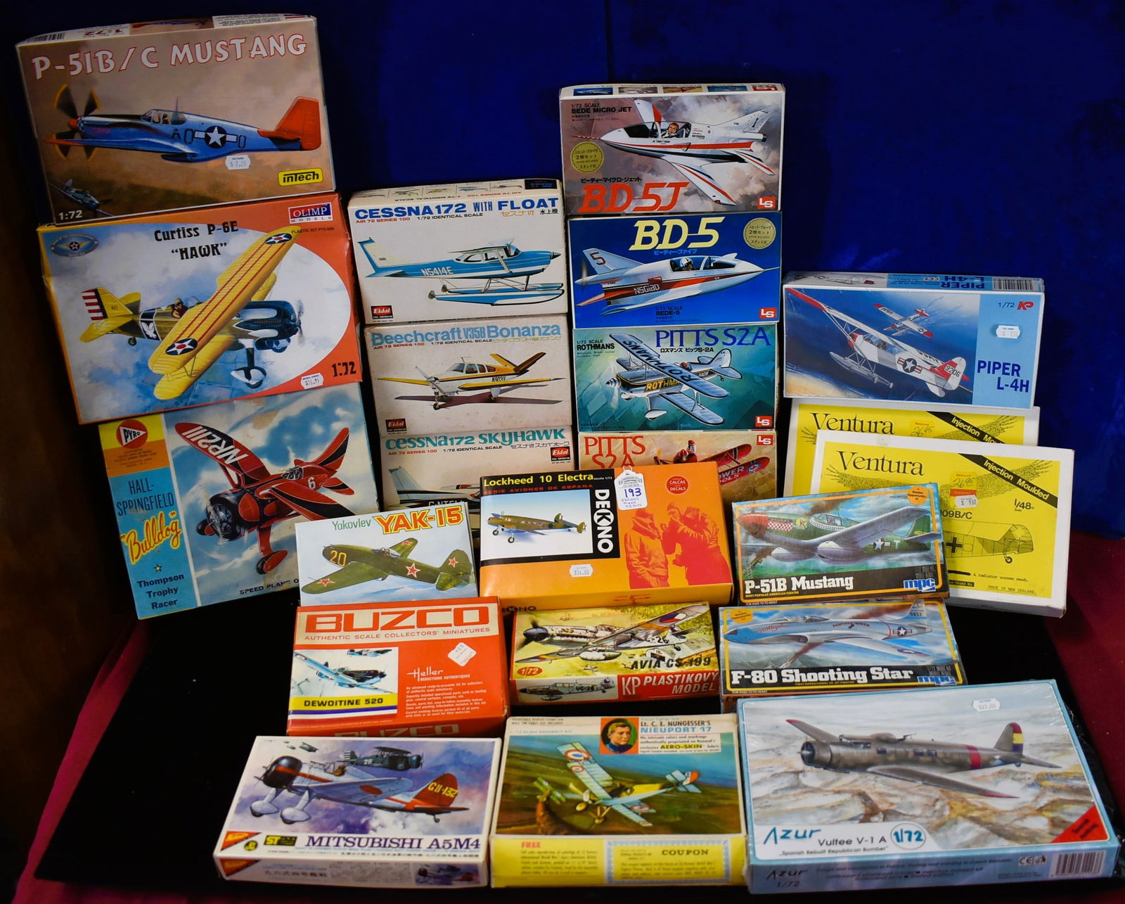 Lot of 22 Various Airplane Model Kits - Various Scale (1 of 4)