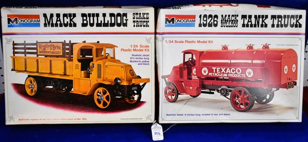 Lot of 2 Monogram Vintage Model Car Kits - 1/24 Scale