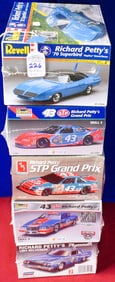 Lot of 5 Richard Petty Nascar Model Kits. - Various Manufacturers - Including Desirable Superbird