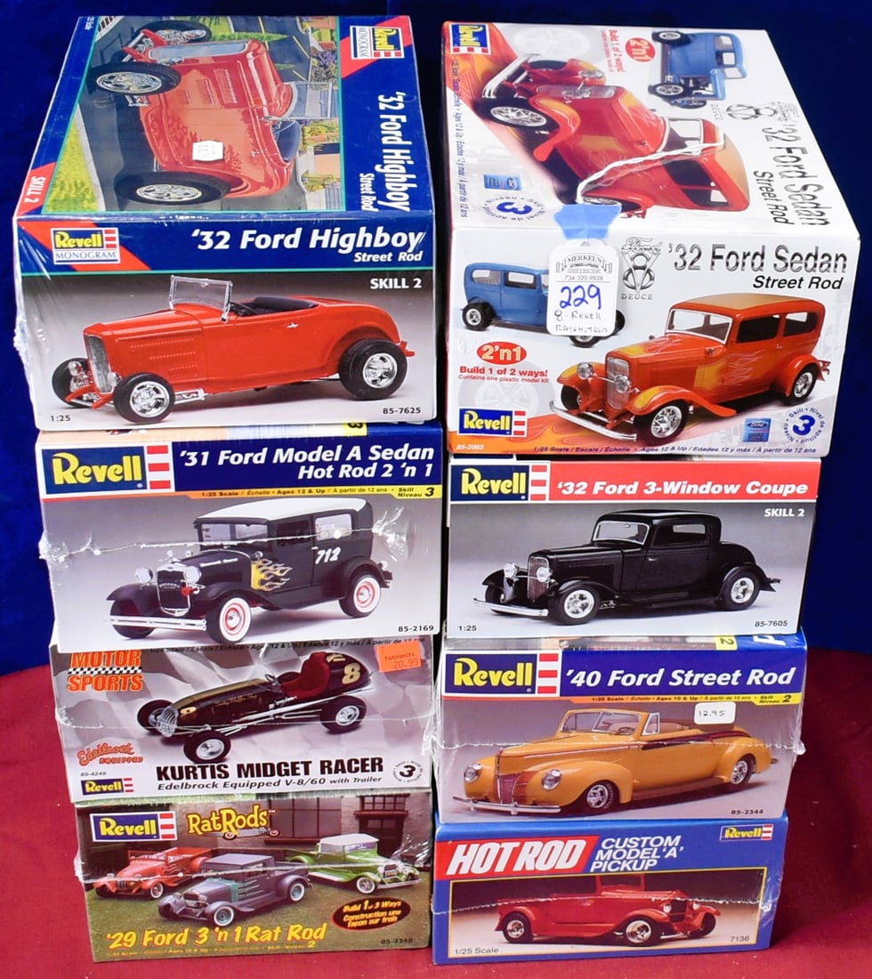 Lot of 8 Revell Rat & Hot Rod Model Car Kits. (1 of 2)