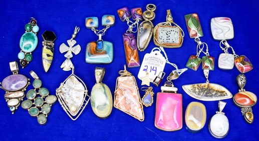 Lot of 30 Pieces of Jewelry - 22 Sliders and 4 Sets of Earrings