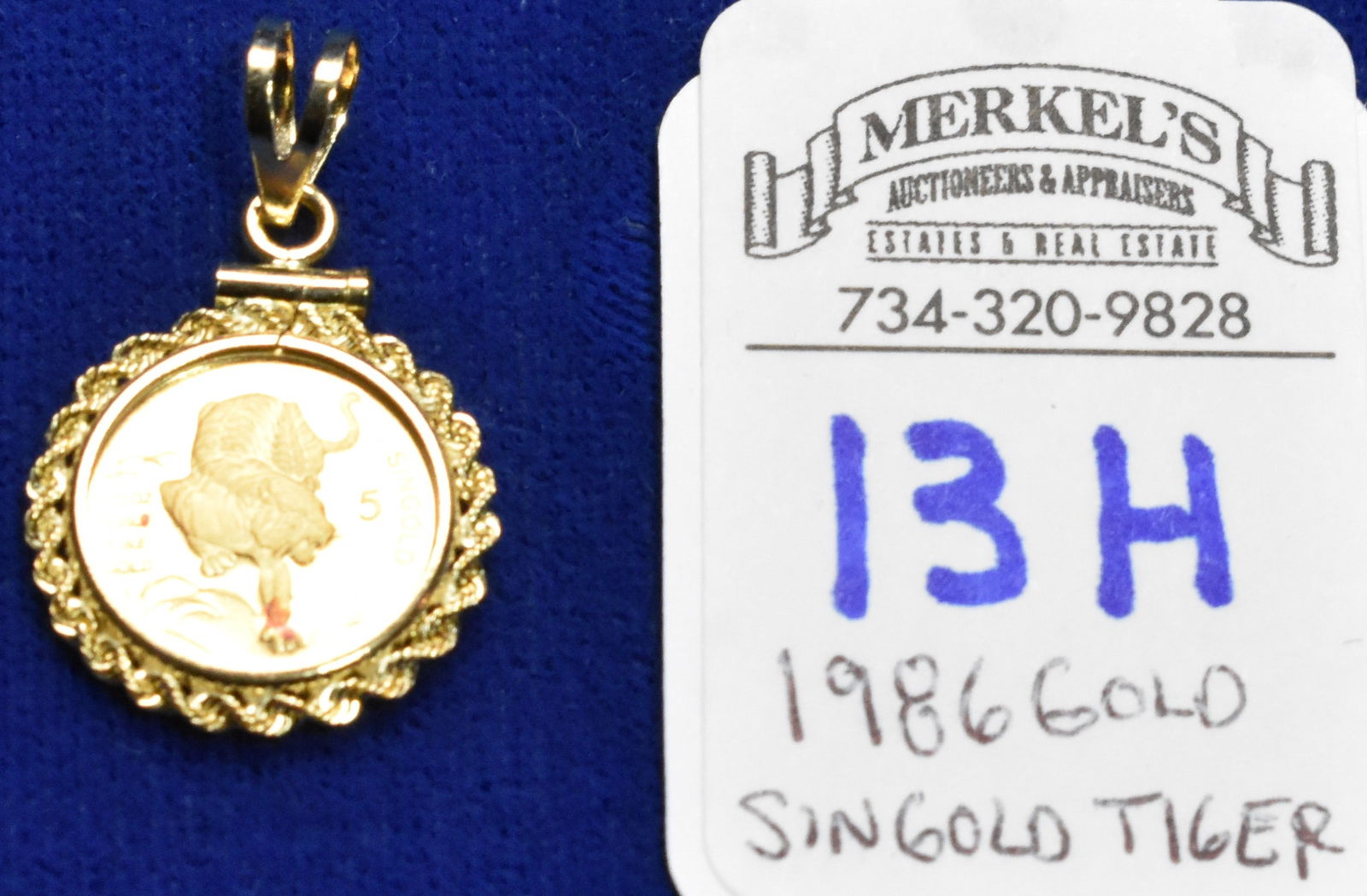 1986 5 Singold Year of the Tiger Gold Coin - Singapore Gold Coin. (1 of 3)