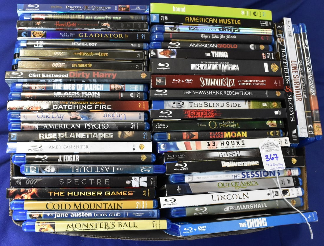 Lot of 47 Blu-ray Movies: Lot of 47 Blu-ray Movies - SEE PHOTOS!