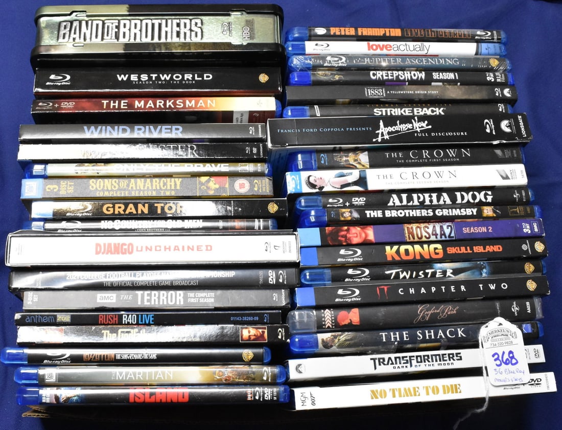 Lot of 36 Blu-ray Movies: Lot of 36 Blu-ray Movies - SEE PHOTOS!