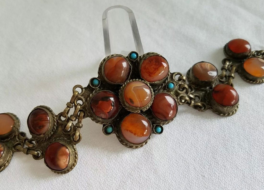 Middle Eastern link bracelet with large round Agate (1 of 3)