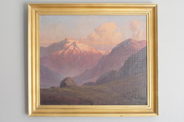 Mountains of Chile Oil Painting: Year: 20th Century Size: 50 x 59 cm Medium: Oil on canvas Description: Benito Ramos Catalan (b. Chile 1888, d 1961): Mountains of Chile. Signed Ramos Catalan. Oil on canvas. 50 x 59 cm. The frame is 5