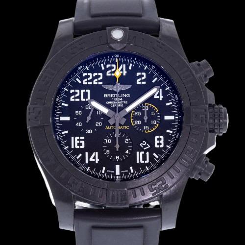 Breitling Avenger Hurricane: Brand: Breitling Model: Avenger Hurricane Case Size: 50mm Movement: Automatic Material: Breitlight Band Material: Rubber Box: No Papers: Yes