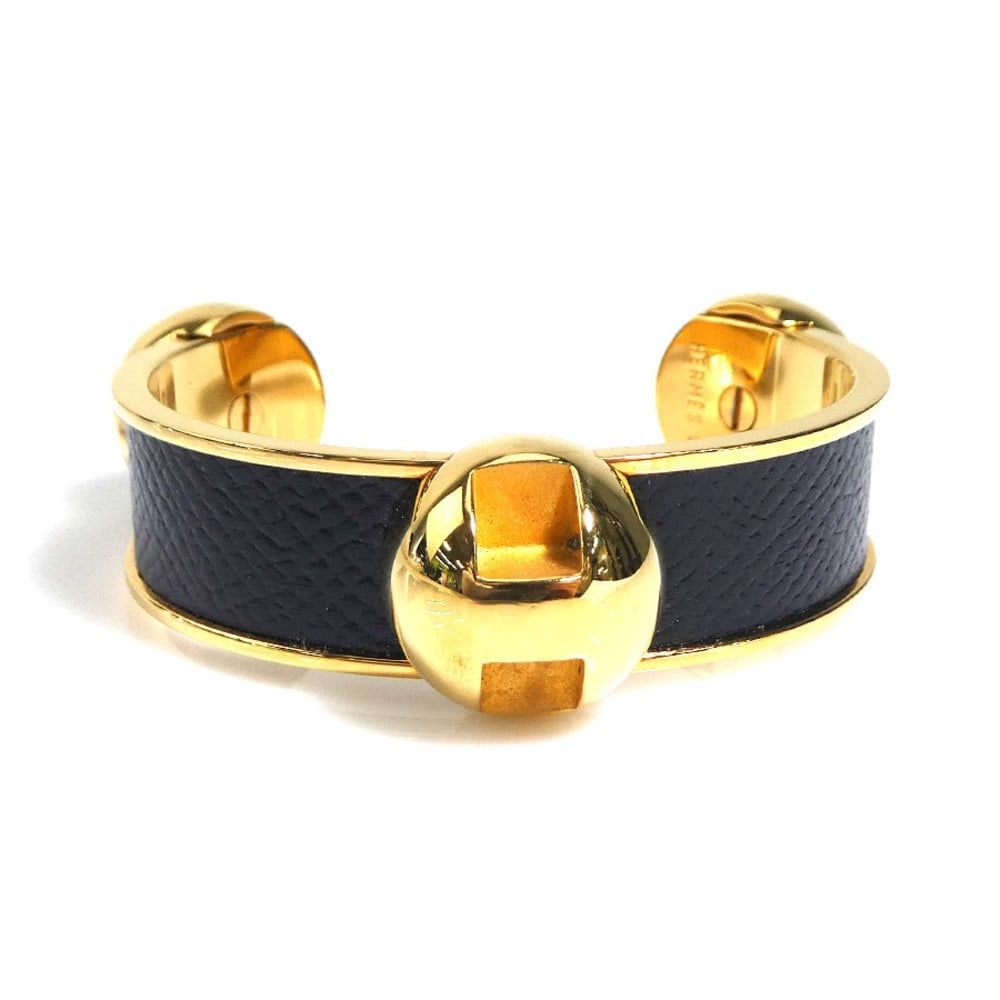 HERMES LEATHER CUFF BRACELET: Brand: Hermes Type: Bangle Material: Leather, Metal Length: 15.5cm / 6.1'' Width: 1.5cm / 0.59''